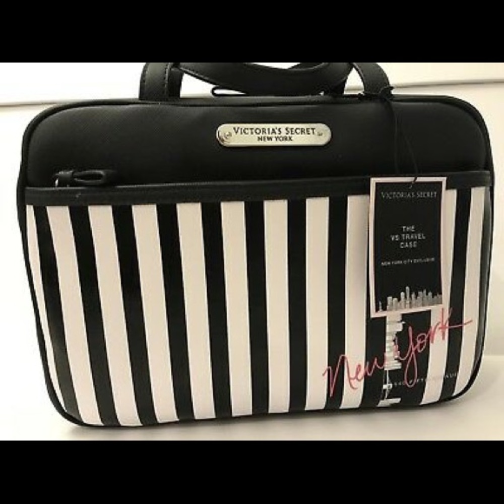NWT Victoria’s Secret Limited edition travel  case